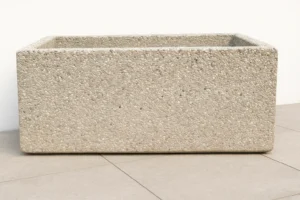 Bacs à fleurs en béton carré